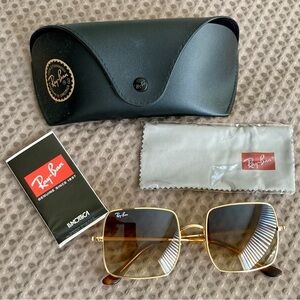 Ray-Ban 1971 with case and cloth